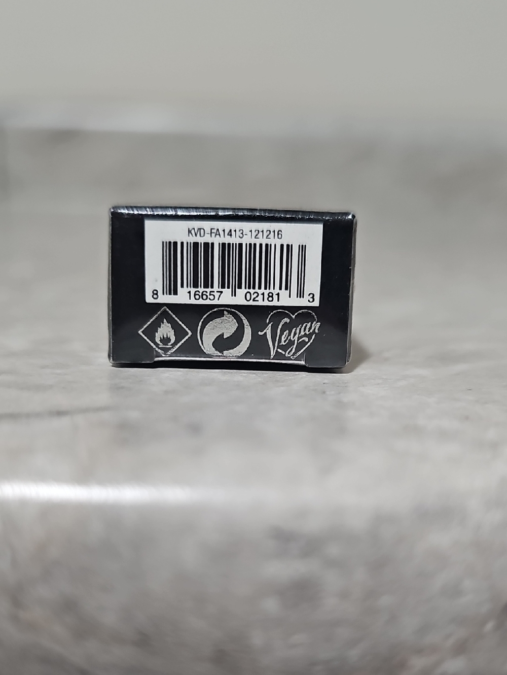 Discontinued! Kat Von D Sinner Eau de Parfum Mini Spray - 4.5 ml / 0.15 fl oz - Picture 5 of 6